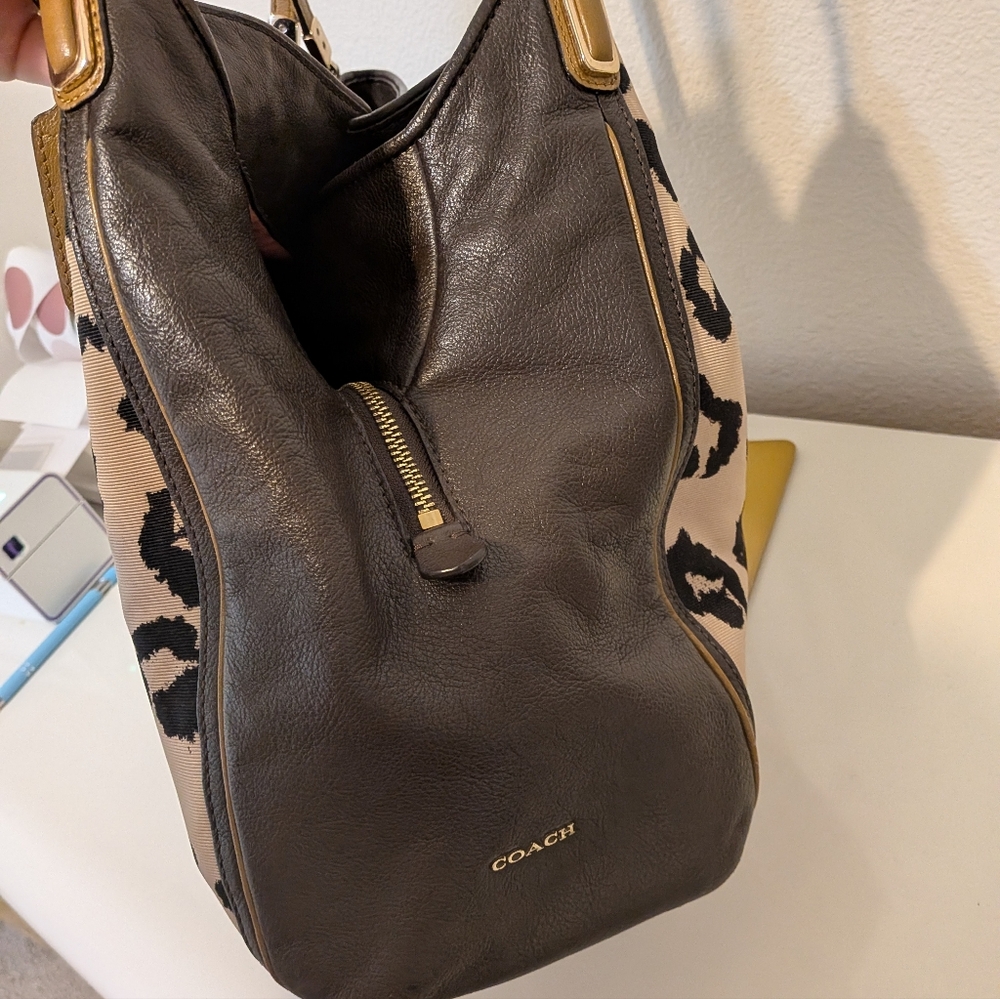 Coach Leopard Print Shoulder Bag in Beige and Brown - Picture 6 of 12